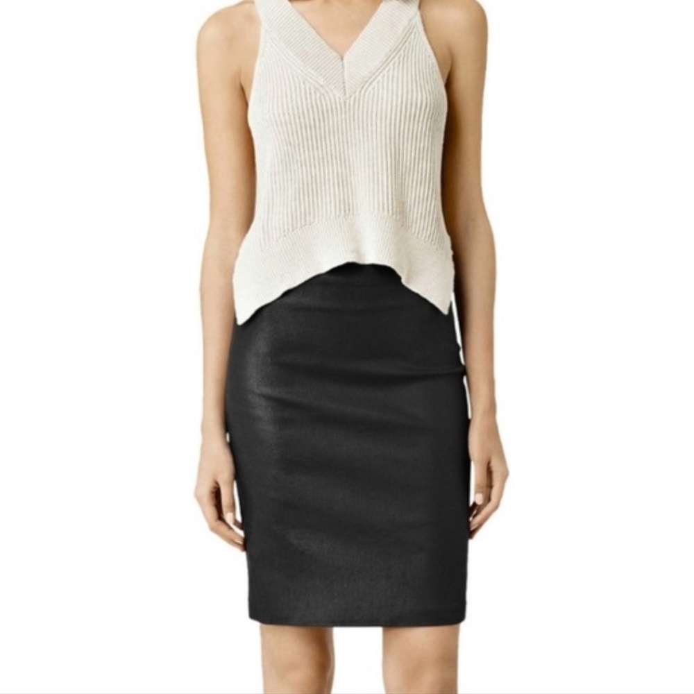 Elegant Black Pencil Skirt